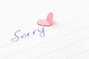 A palavra “desculpa” e sua ligação com a vitimização