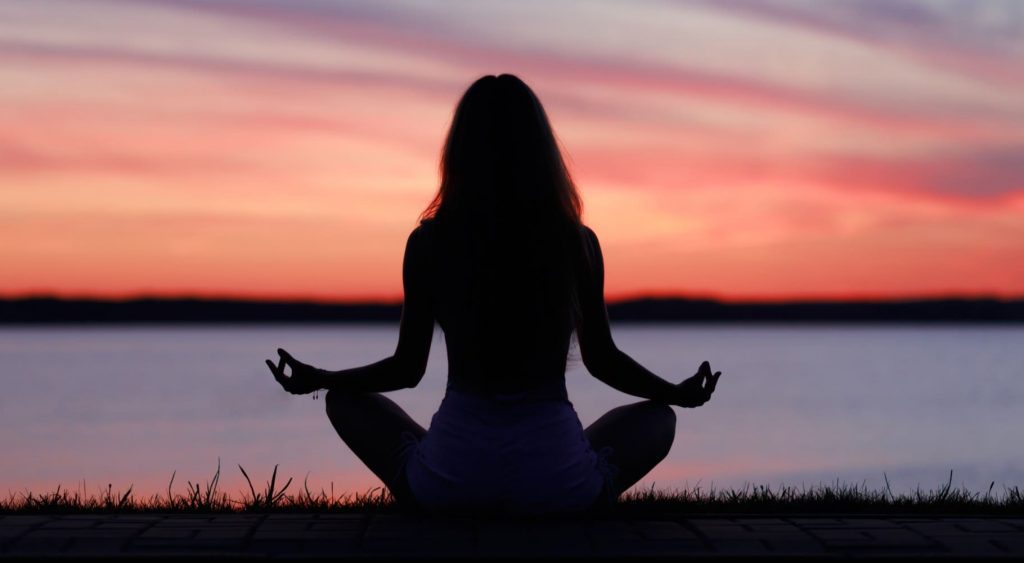 Como a meditação influencia no seu bem-estar?