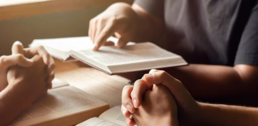 A religião é a ponte para a espiritualidade